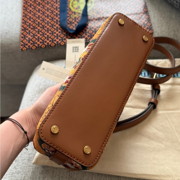 Tory Burch Floral Embroidered Brocade Britten - Picture 2 of 4